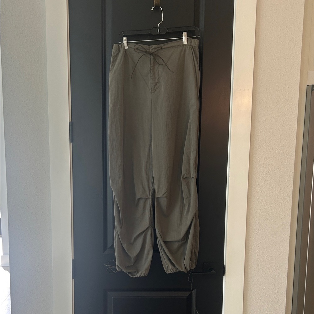 Zara Men's Cargo Pants in Gray